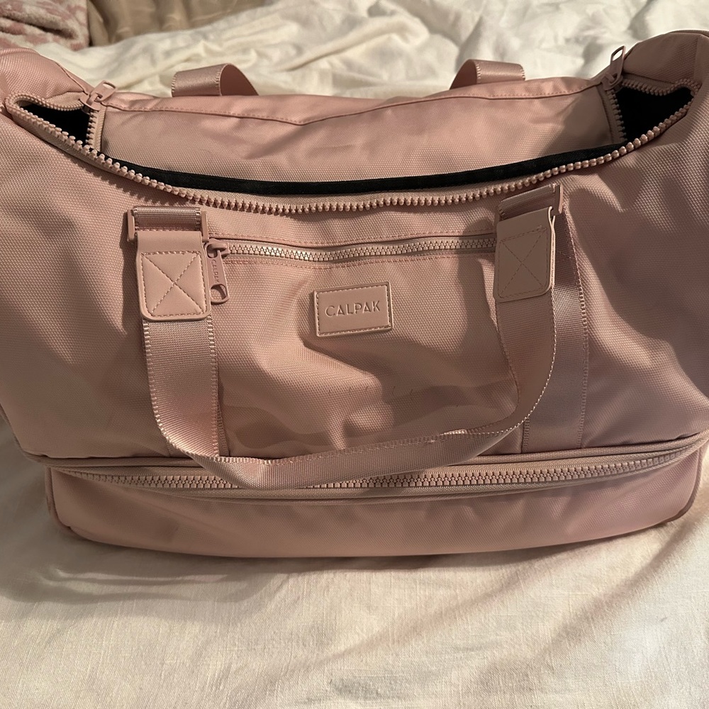 Calpak Stevyn Duffle-Pink